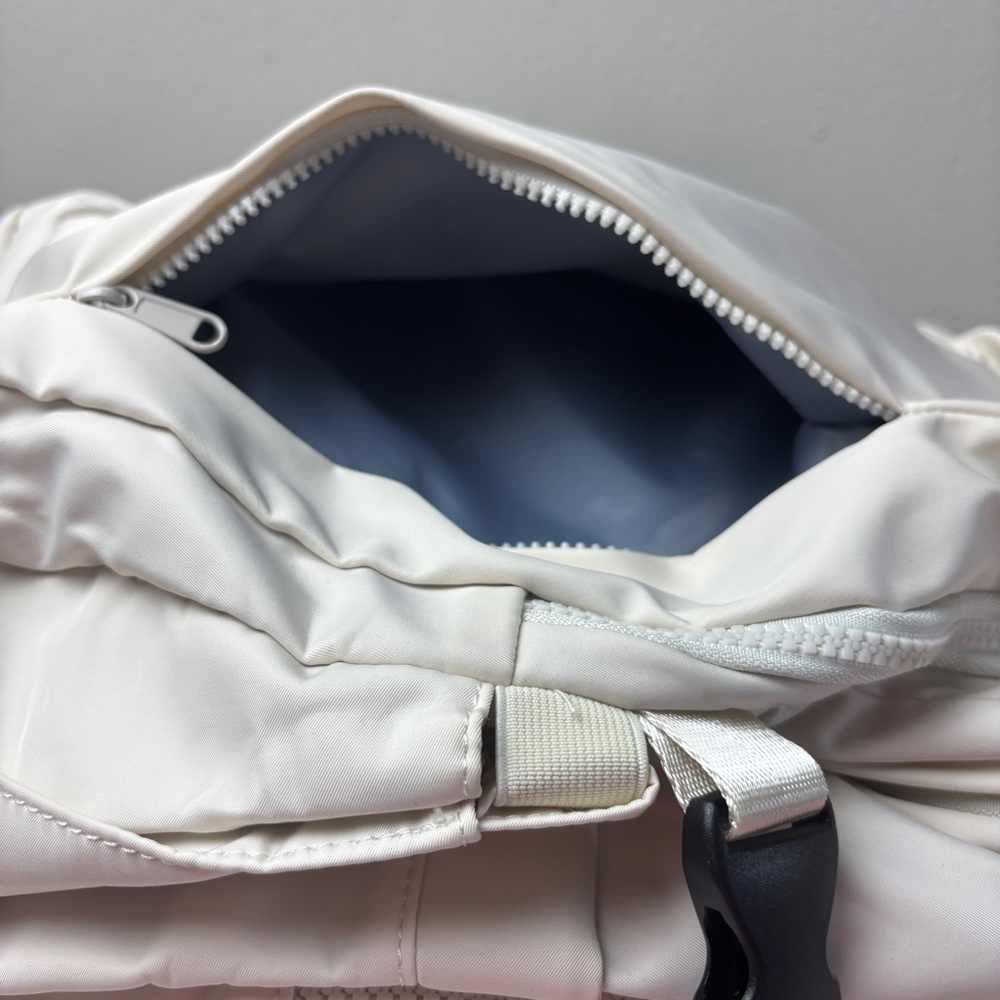 Unisex cream backpack, NWT, shoe pocket, travel, gym, laptop pocket, school - Picture 2 of 10